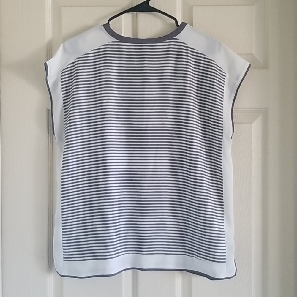 Striped button down blouse - Picture 2 of 5